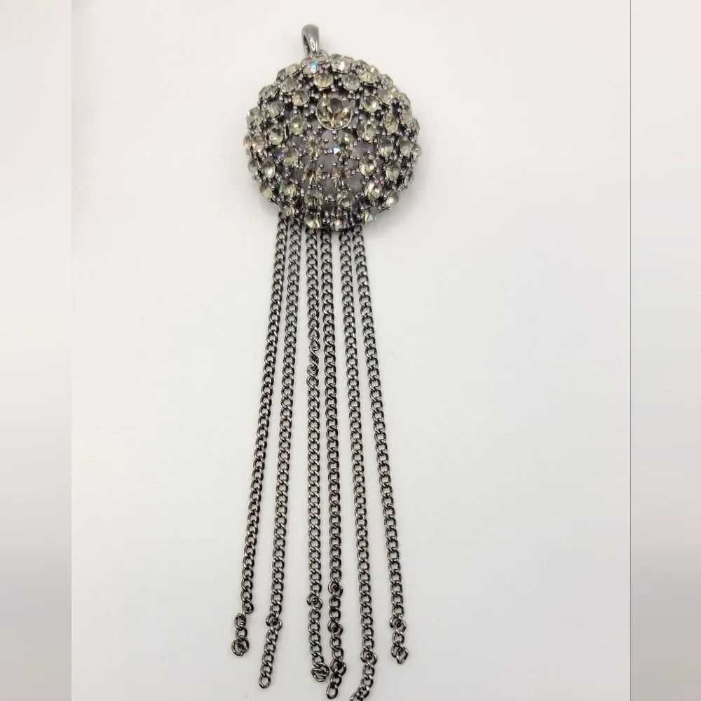 Tassel Rhinestone Pendant In Gunmetal Silver